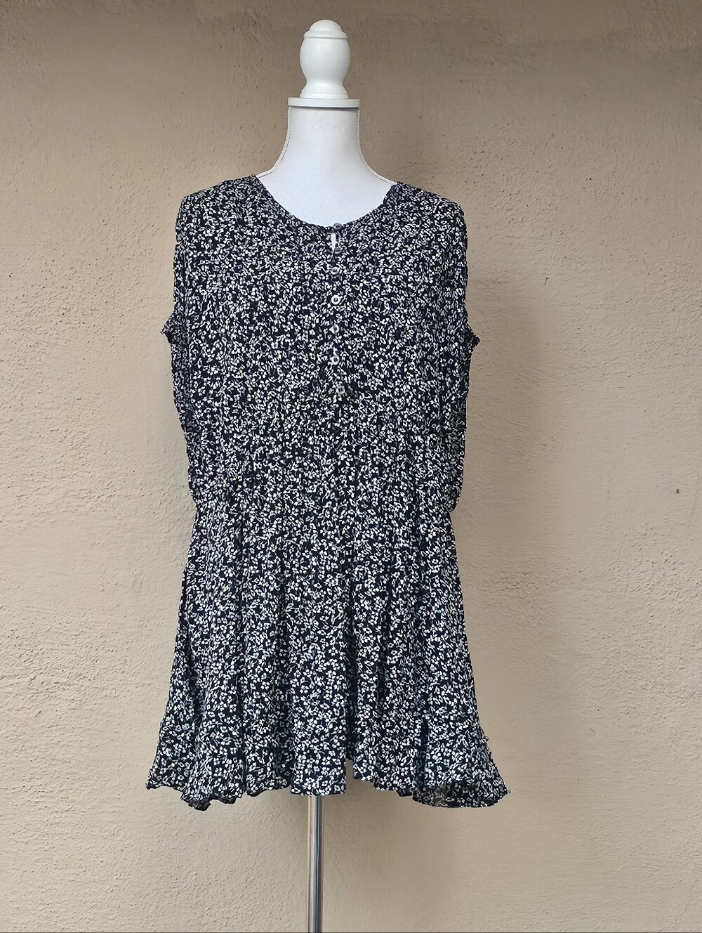 Free People Pleated Floral Shift Mini Dress Waist Adjustable Sz Med